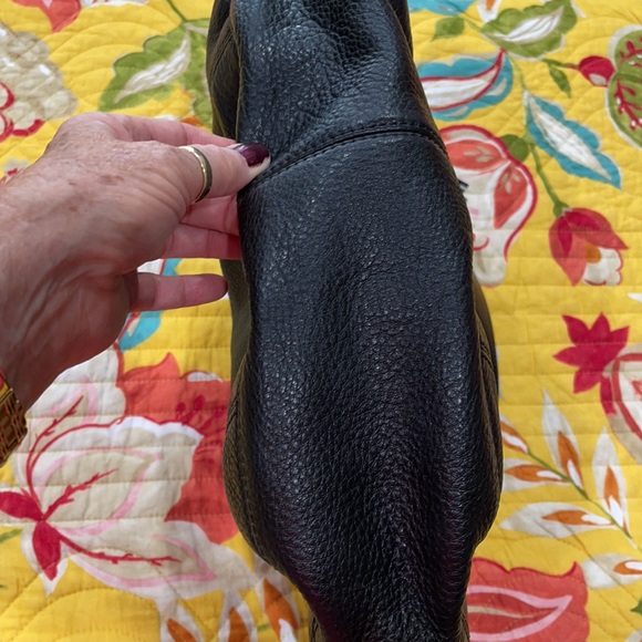 Michael kors purse - Picture 3 of 6